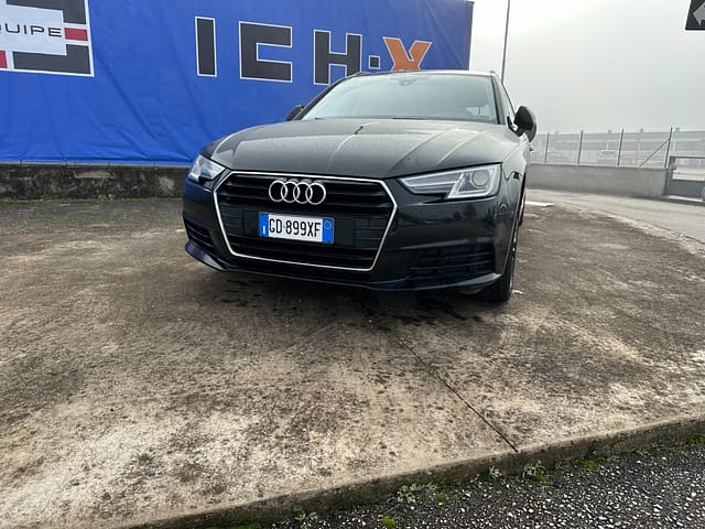 Audi A4 2.0 TDI 150 CV ultra Business Sport